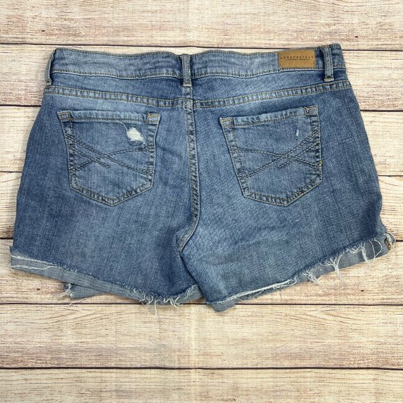 Aeropostale Distressed Blue Denim Midi‎ Shorts Women's Size 8 Ripped Frayed - Picture 4 of 8